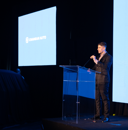 LANZAMIENTO X7 PLUS Y CS35 LUXURY